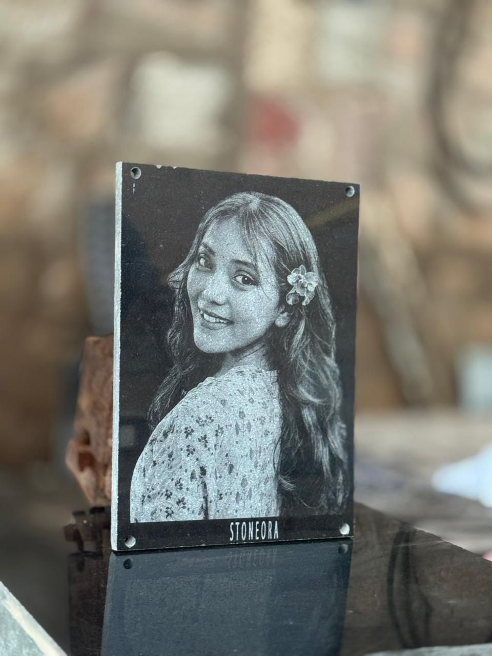 Tabletop Photo Frame